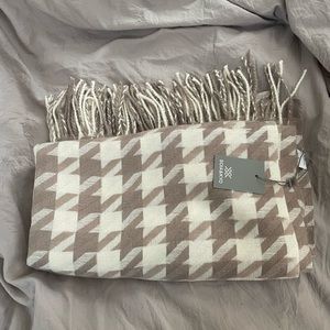 Soia & Kyo Sonia scarf